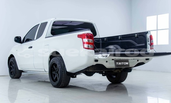 Buy Used Mitsubishi Triton White Car in Bangkok in Bangkok Buy Used Mitsubishi Triton White Car in Bangkok in Bangkok