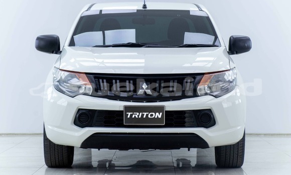 Buy Used Mitsubishi Triton White Car in Bangkok in Bangkok Buy Used Mitsubishi Triton White Car in Bangkok in Bangkok