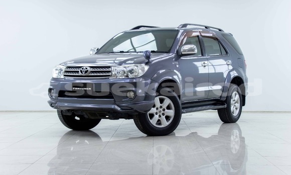 Buy Used Toyota Fortuner Silver Car in Bangkok in Bangkok Buy Used Toyota Fortuner Silver Car in Bangkok in Bangkok