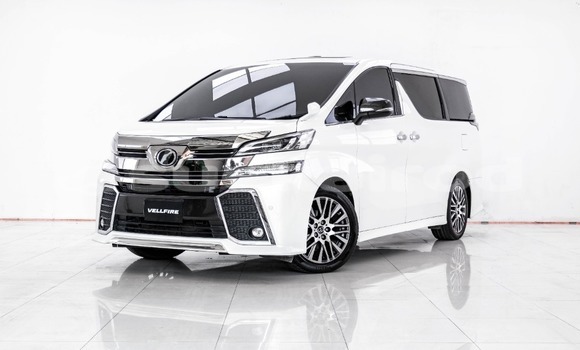ซื้อ รถมือสอง Toyota Vellfire ขาว รถยนต์ ใน %{เมือง} ใน กรุงเทพมหานคร