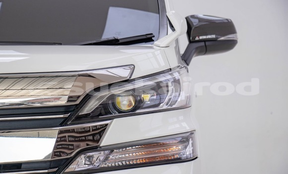 Buy Used Toyota Vellfire White Car in Bangkok in Bangkok Buy Used Toyota Vellfire White Car in Bangkok in Bangkok