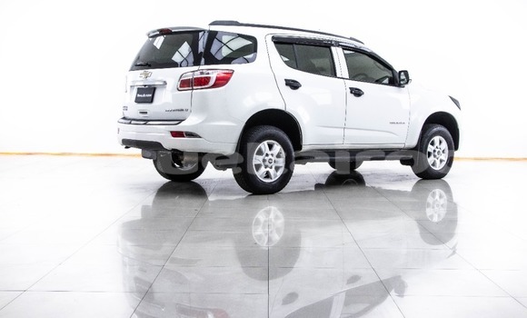 Buy Used Chevrolet TrailBlazer White Car in Bangkok in Bangkok Buy Used Chevrolet TrailBlazer White Car in Bangkok in Bangkok