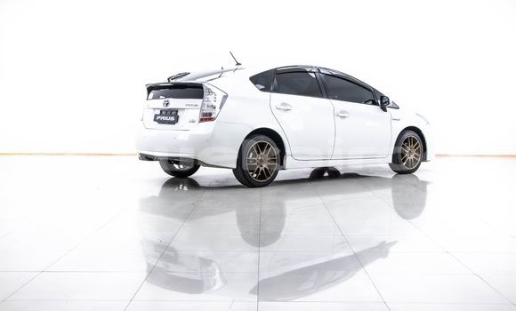 Buy Used Toyota Prius White Car in Bangkok in Bangkok Buy Used Toyota Prius White Car in Bangkok in Bangkok