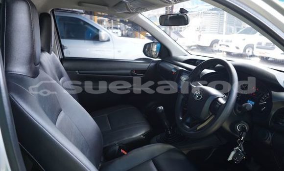 ซื้อ รถมือสอง Toyota Hiluxe Revo เงิน รถยนต์ ใน %{เมือง} ใน กรุงเทพมหานคร ซื้อ รถมือสอง Toyota Hiluxe Revo เงิน รถยนต์ ใน %{เมือง} ใน กรุงเทพมหานคร