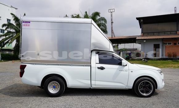 ซื้อ รถมือสอง Isuzu D-Max ขาว รถยนต์ ใน %{เมือง} ใน กรุงเทพมหานคร ซื้อ รถมือสอง Isuzu D-Max ขาว รถยนต์ ใน %{เมือง} ใน กรุงเทพมหานคร