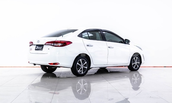 Buy Used Toyota Yaris Ativ White Car in Bangkok in Bangkok Buy Used Toyota Yaris Ativ White Car in Bangkok in Bangkok