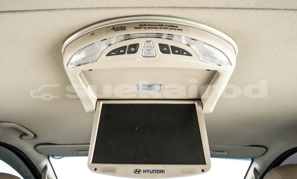 Buy Used Hyundai H1 Black Car in Bangkok in Bangkok Buy Used Hyundai H1 Black Car in Bangkok in Bangkok