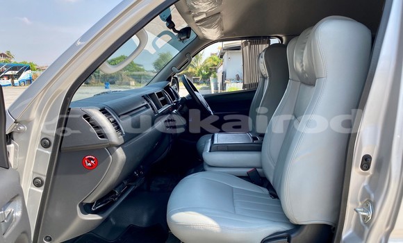 ซื้อ รถมือสอง Toyota Commuter อื่น ๆ รถยนต์ ใน %{เมือง} ใน กรุงเทพมหานคร ซื้อ รถมือสอง Toyota Commuter อื่น ๆ รถยนต์ ใน %{เมือง} ใน กรุงเทพมหานคร