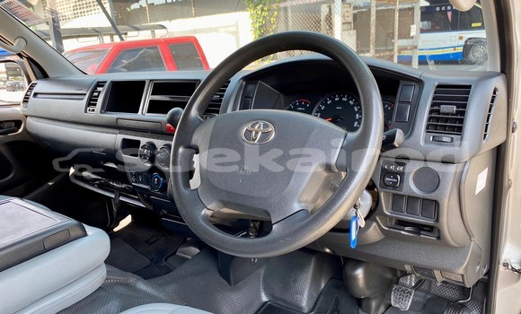 ซื้อ รถมือสอง Toyota Commuter อื่น ๆ รถยนต์ ใน %{เมือง} ใน กรุงเทพมหานคร ซื้อ รถมือสอง Toyota Commuter อื่น ๆ รถยนต์ ใน %{เมือง} ใน กรุงเทพมหานคร