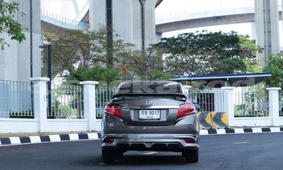 ซื้อ รถมือสอง Toyota Vios สีน้ำตาล รถยนต์ ใน %{เมือง} ใน กรุงเทพมหานคร ซื้อ รถมือสอง Toyota Vios สีน้ำตาล รถยนต์ ใน %{เมือง} ใน กรุงเทพมหานคร