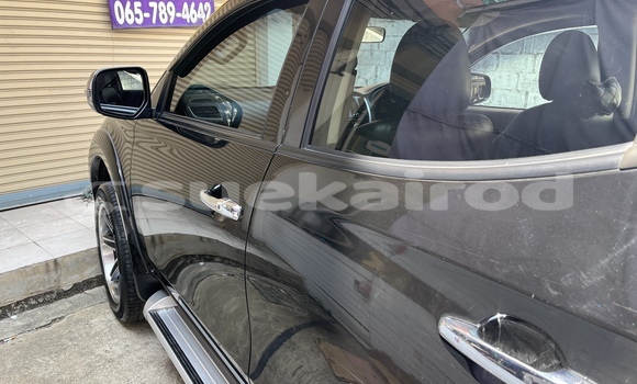 Buy Used Mitsubishi L400 Black Truck in Pathum Thani in Pathum Thani Buy Used Mitsubishi L400 Black Truck in Pathum Thani in Pathum Thani