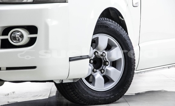 Buy Used Toyota Commuter White Car in Bangkok in Bangkok Buy Used Toyota Commuter White Car in Bangkok in Bangkok