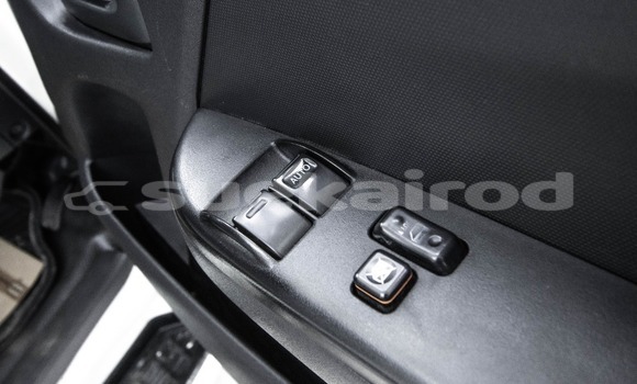 Buy Used Toyota Commuter White Car in Bangkok in Bangkok Buy Used Toyota Commuter White Car in Bangkok in Bangkok