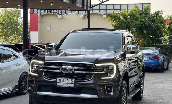 ซื้อ รถมือสอง Ford Everest อื่น ๆ รถยนต์ ใน %{เมือง} ใน กรุงเทพมหานคร