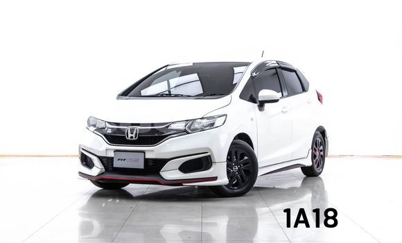 Buy Used Honda Jazz White Car in Bangkok in Bangkok Buy Used Honda Jazz White Car in Bangkok in Bangkok