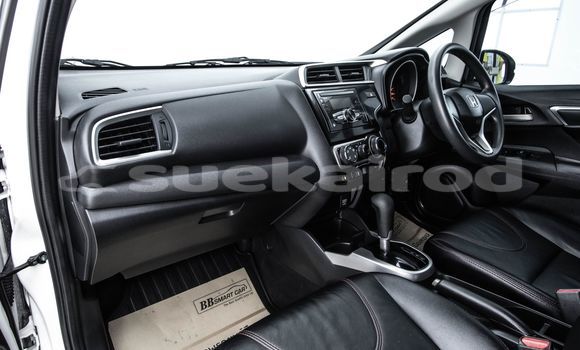 Buy Used Honda Jazz White Car in Bangkok in Bangkok Buy Used Honda Jazz White Car in Bangkok in Bangkok