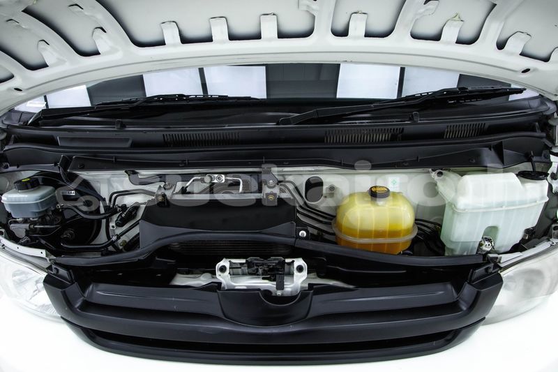 Big with watermark toyota commuter bangkok bangkok 60852
