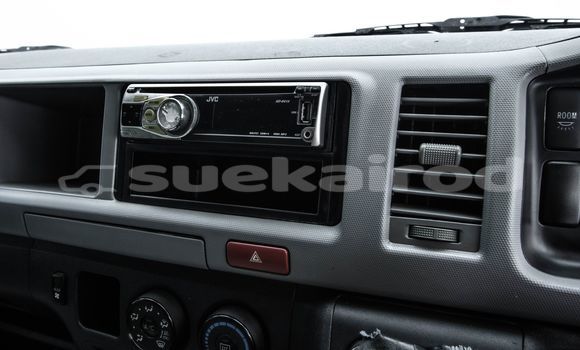 Buy Used Toyota Commuter White Car in Bangkok in Bangkok Buy Used Toyota Commuter White Car in Bangkok in Bangkok