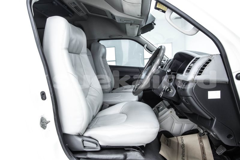 Big with watermark toyota commuter bangkok bangkok 60852