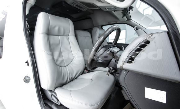 Buy Used Toyota Commuter White Car in Bangkok in Bangkok Buy Used Toyota Commuter White Car in Bangkok in Bangkok