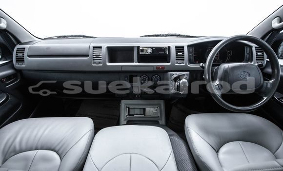 Buy Used Toyota Commuter White Car in Bangkok in Bangkok Buy Used Toyota Commuter White Car in Bangkok in Bangkok