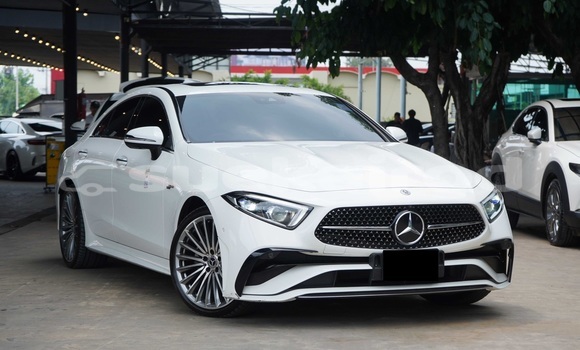 Buy Used Mercedes-Benz CLS-klasse White Car in Bangkok in Bangkok Buy Used Mercedes-Benz CLS-klasse White Car in Bangkok in Bangkok