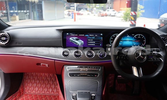 Buy Used Mercedes-Benz CLS-klasse White Car in Bangkok in Bangkok Buy Used Mercedes-Benz CLS-klasse White Car in Bangkok in Bangkok