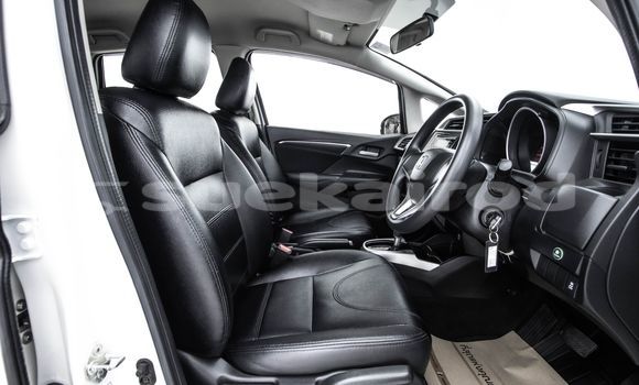 Buy Used Honda Jazz White Car in Bangkok in Bangkok Buy Used Honda Jazz White Car in Bangkok in Bangkok