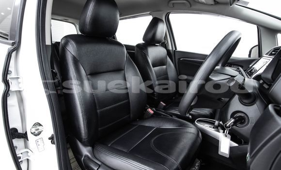 Buy Used Honda Jazz White Car in Bangkok in Bangkok Buy Used Honda Jazz White Car in Bangkok in Bangkok