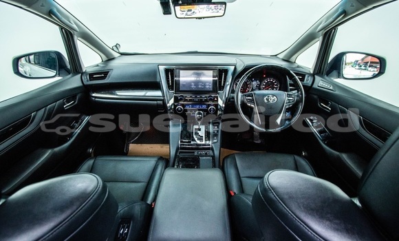 Buy Used Toyota Alphard White Car in Bangkok in Bangkok Buy Used Toyota Alphard White Car in Bangkok in Bangkok