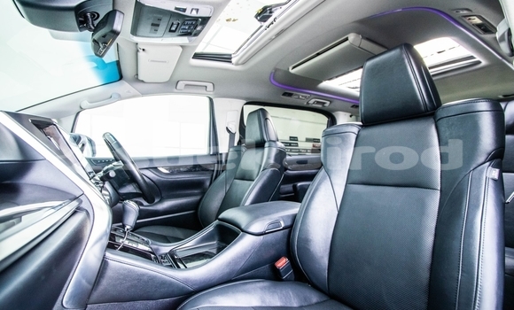Buy Used Toyota Alphard White Car in Bangkok in Bangkok Buy Used Toyota Alphard White Car in Bangkok in Bangkok