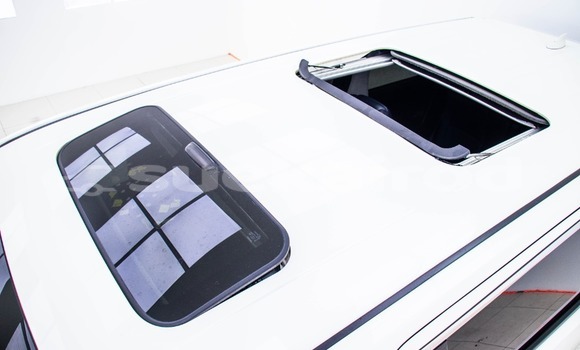 Buy Used Toyota Alphard White Car in Bangkok in Bangkok Buy Used Toyota Alphard White Car in Bangkok in Bangkok