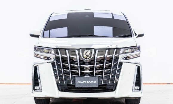 Buy Used Toyota Alphard White Car in Bangkok in Bangkok Buy Used Toyota Alphard White Car in Bangkok in Bangkok