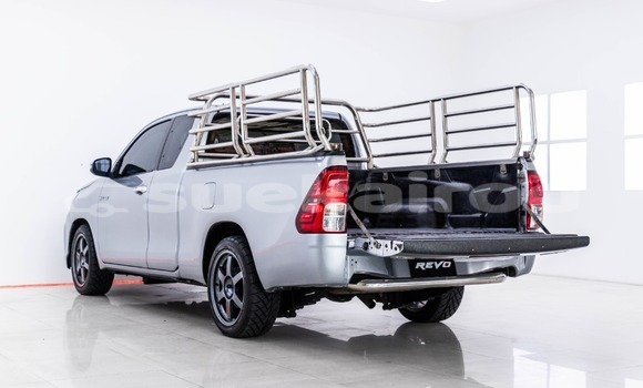 Buy Used Toyota Hiluxe VIGO Other Car in Bangkok in Bangkok Buy Used Toyota Hiluxe VIGO Other Car in Bangkok in Bangkok