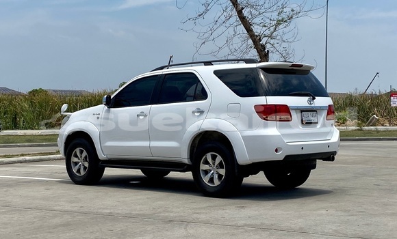 ซื้อ รถมือสอง Toyota Fortuner ขาว รถยนต์ ใน %{เมือง} ใน กรุงเทพมหานคร ซื้อ รถมือสอง Toyota Fortuner ขาว รถยนต์ ใน %{เมือง} ใน กรุงเทพมหานคร