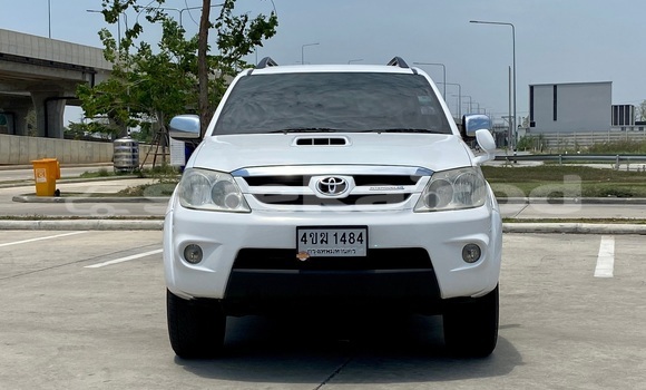 ซื้อ รถมือสอง Toyota Fortuner ขาว รถยนต์ ใน %{เมือง} ใน กรุงเทพมหานคร ซื้อ รถมือสอง Toyota Fortuner ขาว รถยนต์ ใน %{เมือง} ใน กรุงเทพมหานคร