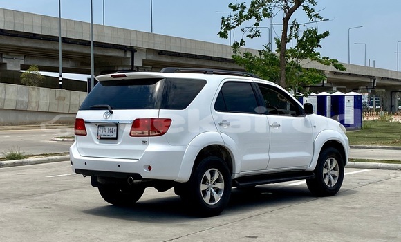 ซื้อ รถมือสอง Toyota Fortuner ขาว รถยนต์ ใน %{เมือง} ใน กรุงเทพมหานคร ซื้อ รถมือสอง Toyota Fortuner ขาว รถยนต์ ใน %{เมือง} ใน กรุงเทพมหานคร