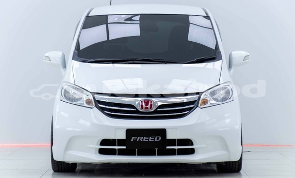 Buy Used Honda Freed White Car in Bangkok in Bangkok Buy Used Honda Freed White Car in Bangkok in Bangkok