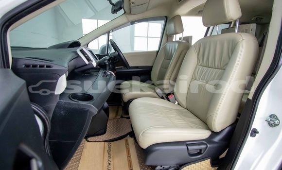 Buy Used Honda Freed White Car in Bangkok in Bangkok Buy Used Honda Freed White Car in Bangkok in Bangkok