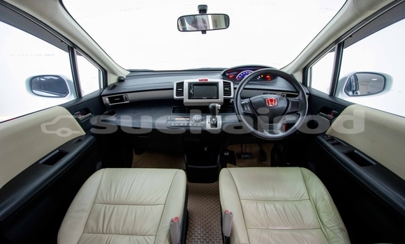 Buy Used Honda Freed White Car in Bangkok in Bangkok Buy Used Honda Freed White Car in Bangkok in Bangkok