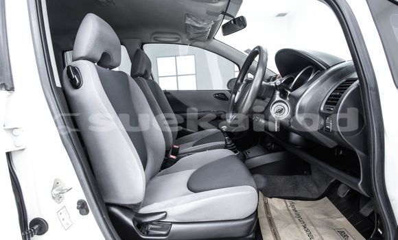 Buy Used Honda Jazz White Car in Bangkok in Bangkok Buy Used Honda Jazz White Car in Bangkok in Bangkok