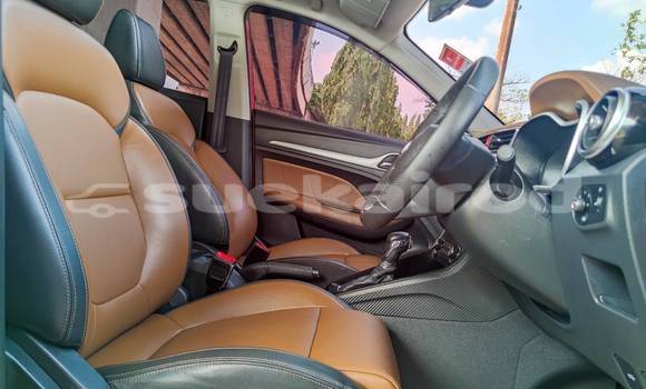 ซื้อ รถมือสอง MG ZS สีแดง รถยนต์ ใน %{เมือง} ใน กรุงเทพมหานคร ซื้อ รถมือสอง MG ZS สีแดง รถยนต์ ใน %{เมือง} ใน กรุงเทพมหานคร