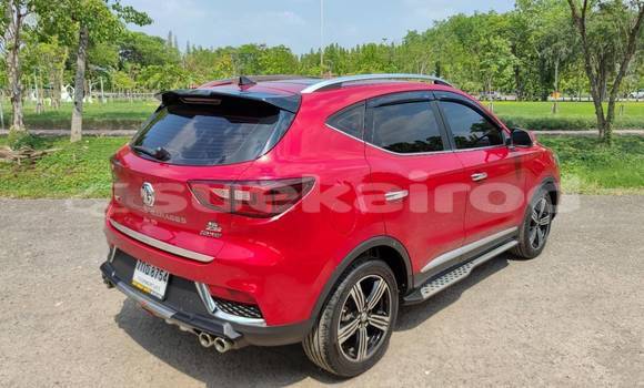 ซื้อ รถมือสอง MG ZS สีแดง รถยนต์ ใน %{เมือง} ใน กรุงเทพมหานคร ซื้อ รถมือสอง MG ZS สีแดง รถยนต์ ใน %{เมือง} ใน กรุงเทพมหานคร