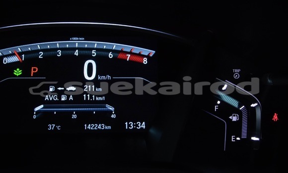 Buy Used Honda CR–V White Car in Bangkok in Bangkok Buy Used Honda CR–V White Car in Bangkok in Bangkok