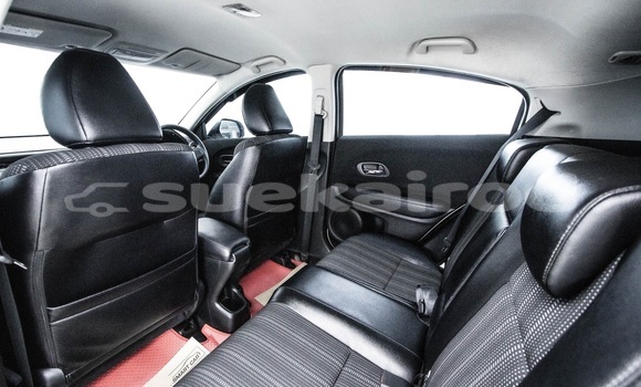 Buy Used Honda HR-V White Car in Bangkok in Bangkok Buy Used Honda HR-V White Car in Bangkok in Bangkok