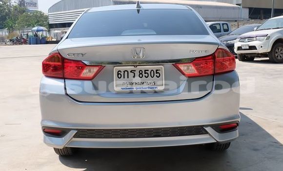 ซื้อ รถมือสอง Honda City เงิน รถยนต์ ใน %{เมือง} ใน อุดรธานี ซื้อ รถมือสอง Honda City เงิน รถยนต์ ใน %{เมือง} ใน อุดรธานี