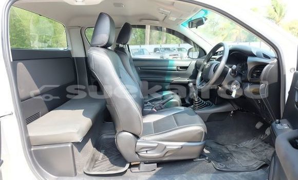 ซื้อ รถมือสอง Toyota Hiluxe Revo ขาว รถยนต์ ใน %{เมือง} ใน อุดรธานี ซื้อ รถมือสอง Toyota Hiluxe Revo ขาว รถยนต์ ใน %{เมือง} ใน อุดรธานี