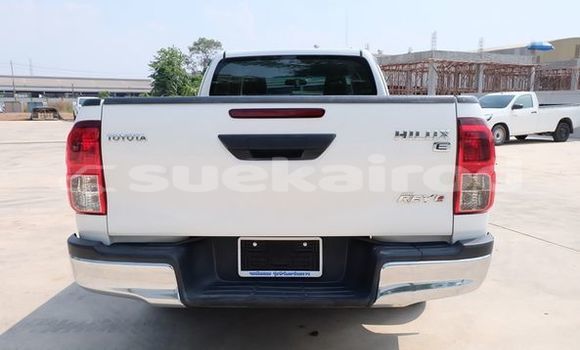 ซื้อ รถมือสอง Toyota Hiluxe Revo ขาว รถยนต์ ใน %{เมือง} ใน อุดรธานี ซื้อ รถมือสอง Toyota Hiluxe Revo ขาว รถยนต์ ใน %{เมือง} ใน อุดรธานี