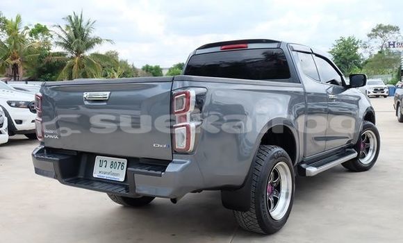 Buy Used Isuzu D-Max Silver Car in Udon Thani in Udon Thani Buy Used Isuzu D-Max Silver Car in Udon Thani in Udon Thani
