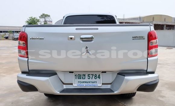 ซื้อ รถมือสอง Mitsubishi Triton เงิน รถยนต์ ใน %{เมือง} ใน อุดรธานี ซื้อ รถมือสอง Mitsubishi Triton เงิน รถยนต์ ใน %{เมือง} ใน อุดรธานี